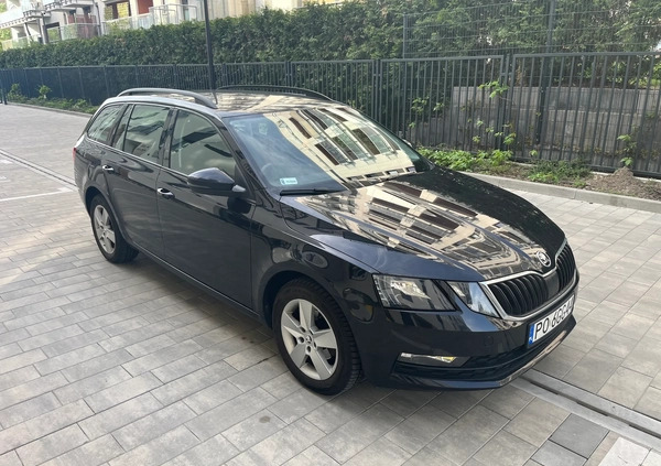 Skoda Octavia cena 61999 przebieg: 72221, rok produkcji 2018 z Warszawa małe 172